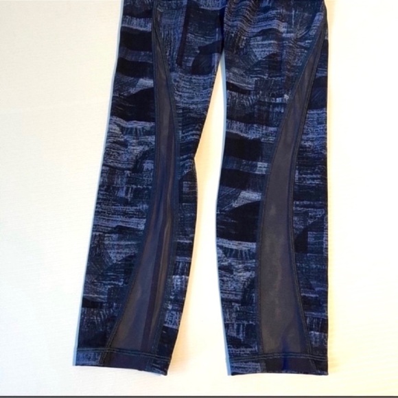 Lululemon Train Times 7/8 Leggings - Picture 6 of 7